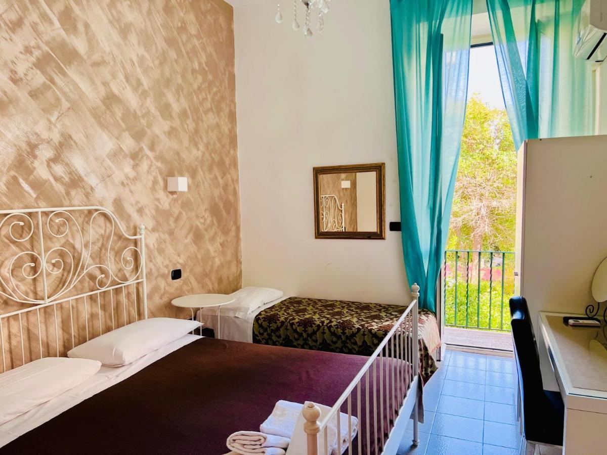 Hotel Pisa โรม ภายนอก รูปภาพ
