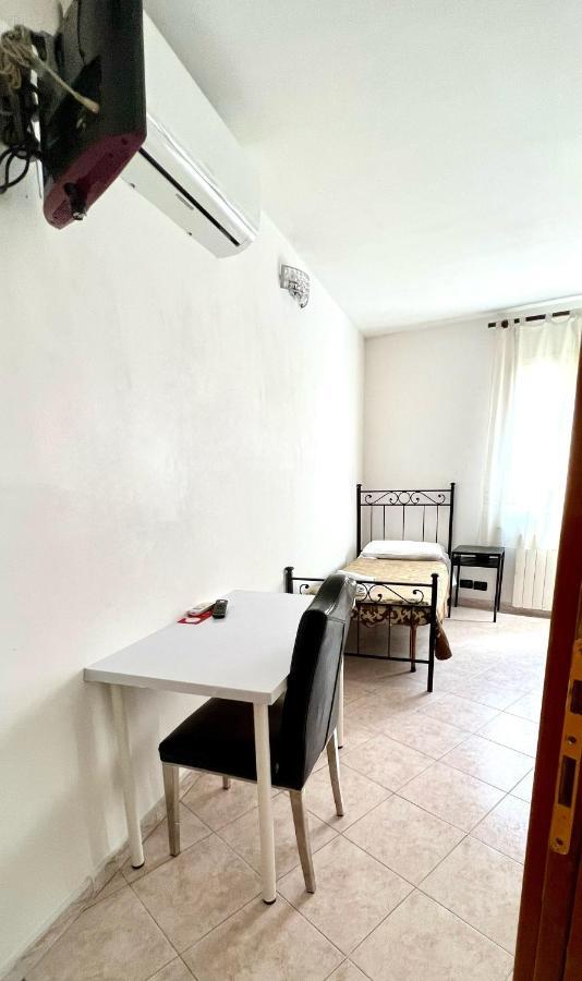 Hotel Pisa โรม ภายนอก รูปภาพ