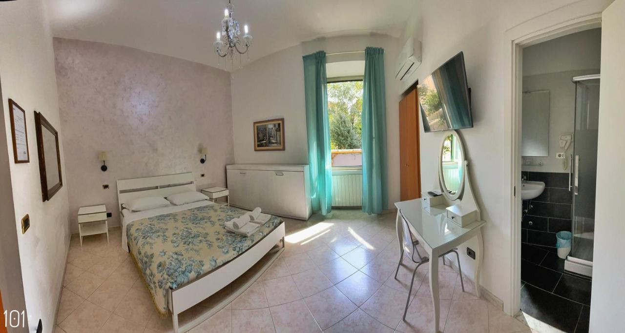 Hotel Pisa โรม ภายนอก รูปภาพ
