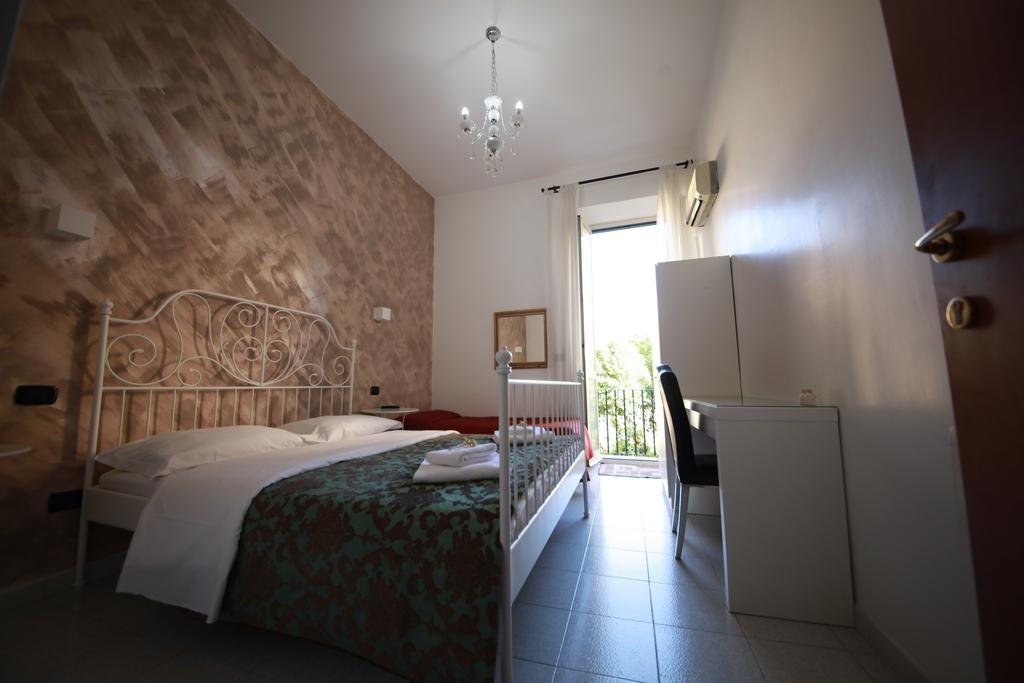 Hotel Pisa โรม ภายนอก รูปภาพ